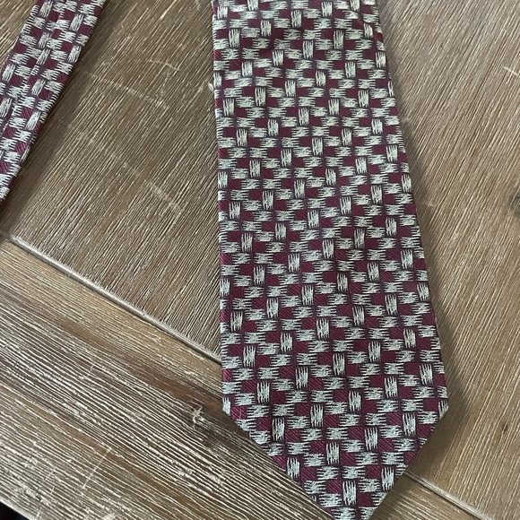 Mens Tie - Picture 2 of 3